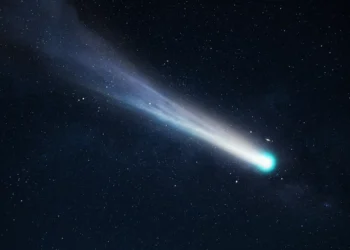 Olhar Espacial: o cometa mais brilhante do século?