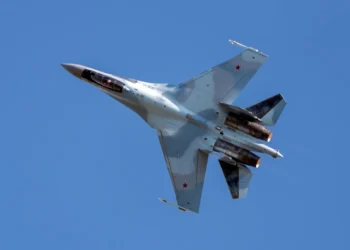 Conheça o caça russo que impressionou os EUA